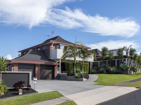 24 Lexington Drive, Botany Downs