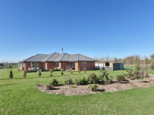 758 Sandy Knolls Road, West Melton