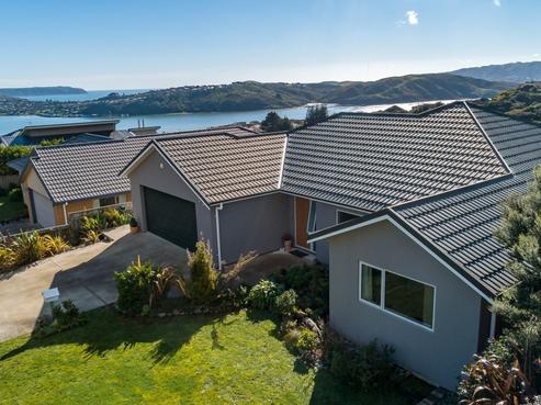 22 Aspiring Terrace, Aotea