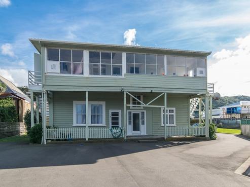 20 Reef Street, Island Bay