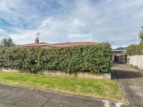 4 Makarini Street, Paraparaumu