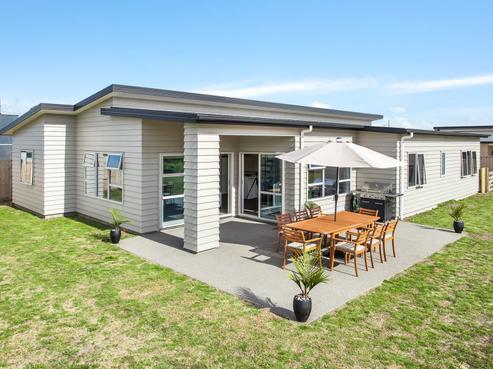 65 Bunyan Road, Coastlands