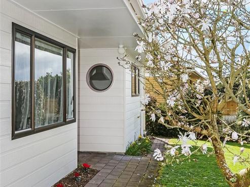 223B Queen Street, Pukekohe