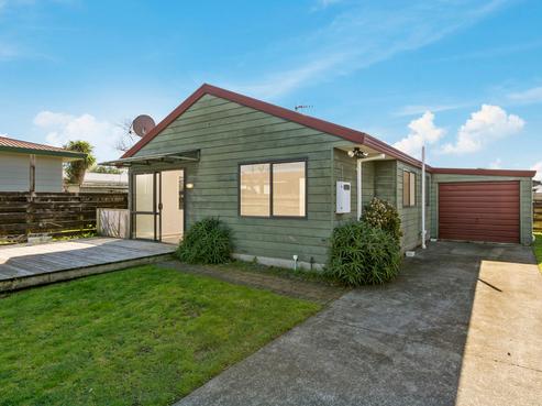 12A College Place, Poike