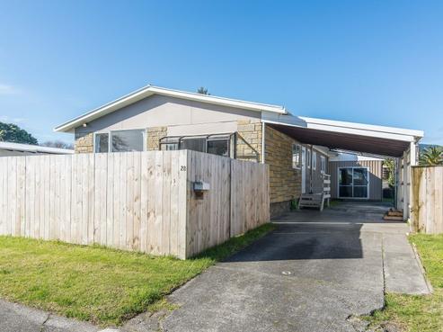 28 Makarini Street, Paraparaumu