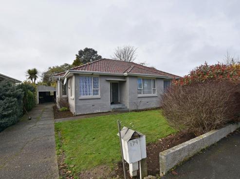 179 Queens Drive, Richmond