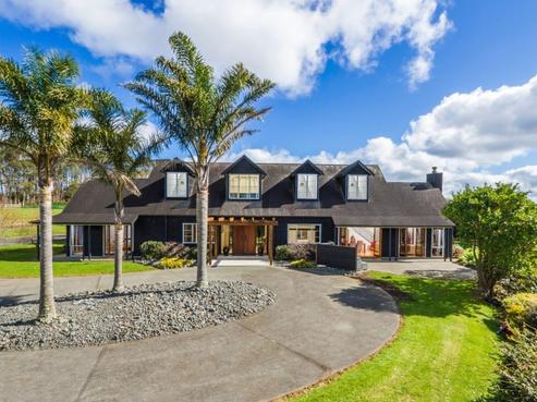161 Lloyd Road, Riverhead