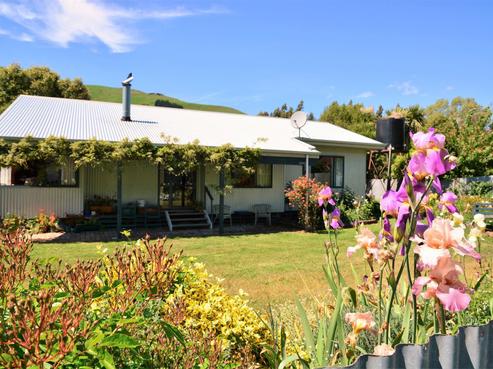 4213 Christchurch Akaroa Road, Little River