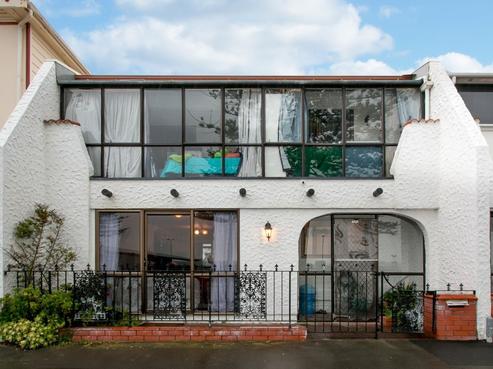 465 Marine Parade, Napier South