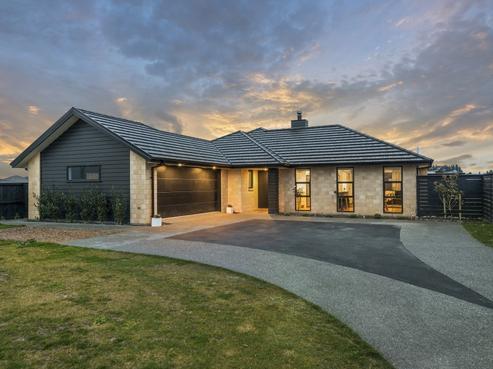 26 Glenfinnan Place, West Melton