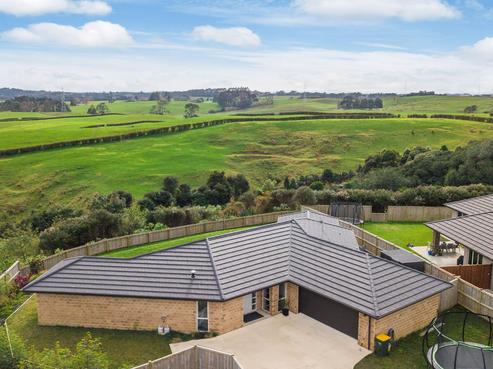 8 Lusk Way, Patumahoe