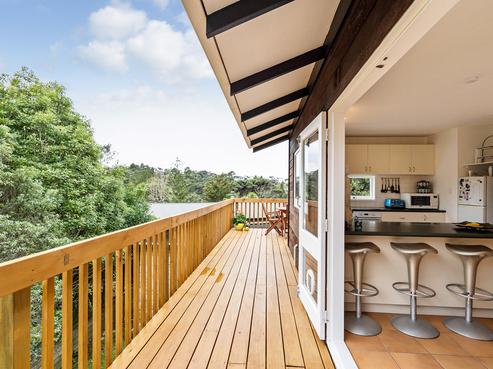 10 Learmonth Avenue, Birkenhead