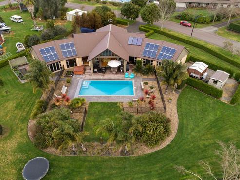 10 Waioroi Place, Oropi