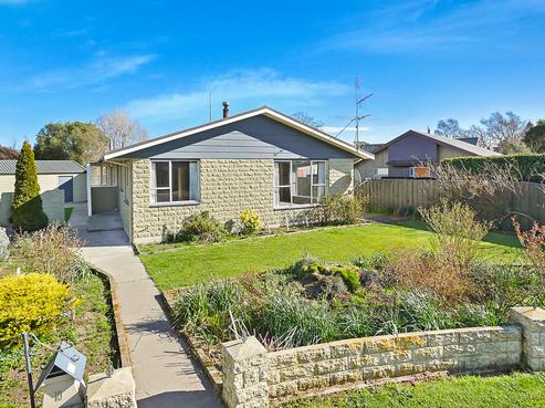 10 Taiaroa Place, Southbridge