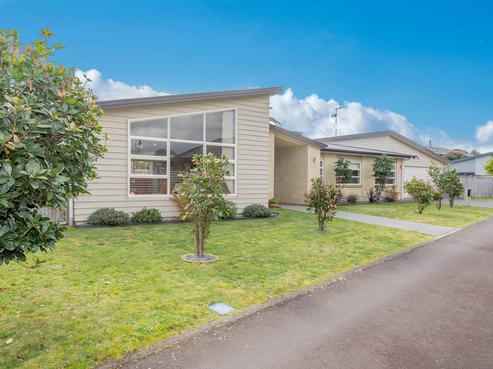 11 Hulme Way, Raumati Beach
