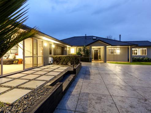 42 Shelter Grove, Frankleigh Park