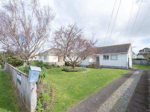 5 Caledonia Street, Hawera