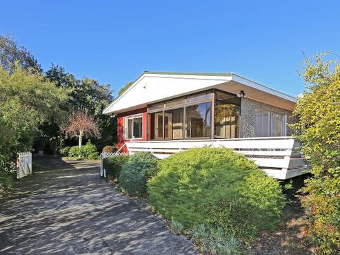 6 Phillips Place, Havelock North