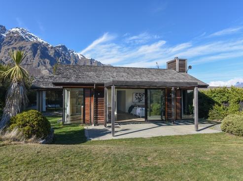 6 Rannoch Drive, Jacks Point