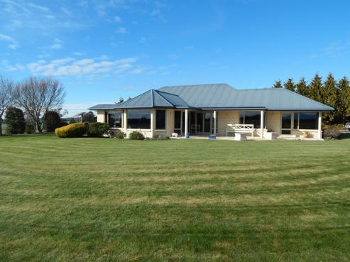 60 Spur Road, Hadlow