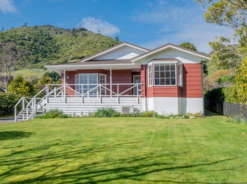 77 Winara Avenue, Waikanae