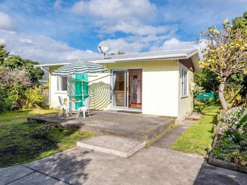 14 Rutherford Drive, Waikanae Beach