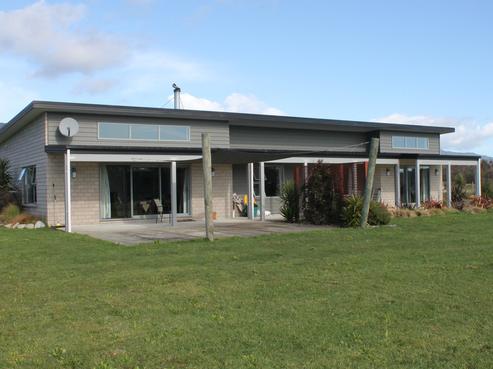 571 Fairdown Road, Westport