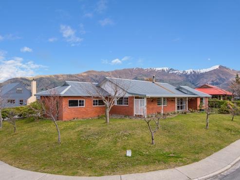 43 Mount Iron Drive, Wanaka