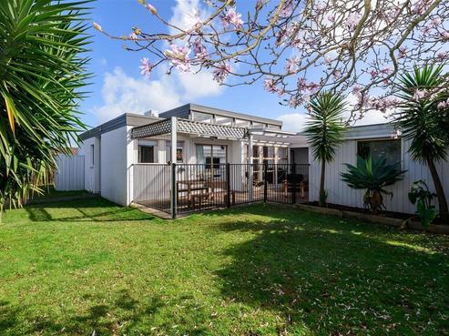 2/7 Tina Place, Sunnyhills