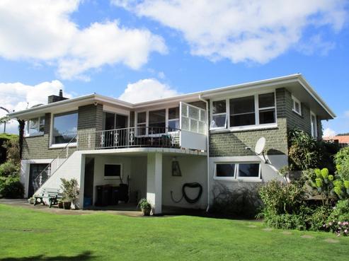 70 Domett Street, Opunake