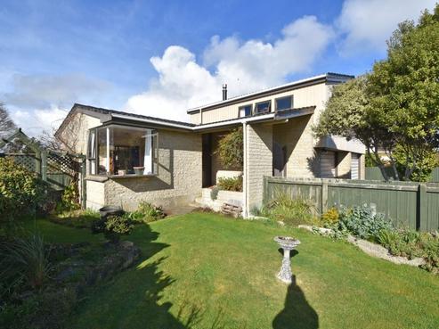33 Elm Crescent, Gladstone