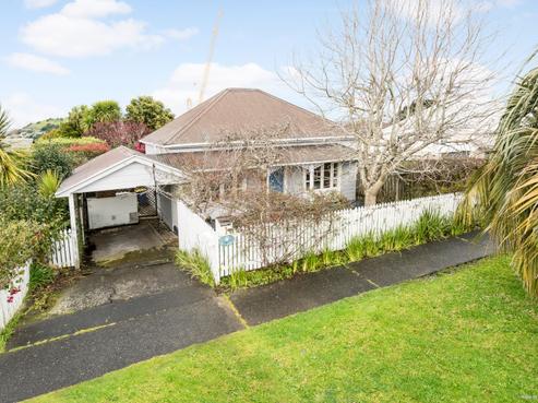 1/1 Aramoana Avenue, Devonport