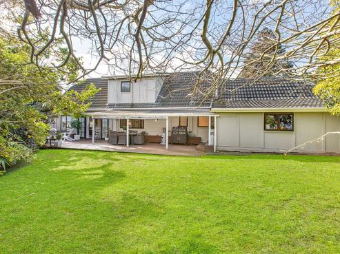 16B Sunnynook Road, Sunnynook