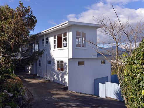 53 Britannia Heights, Stepneyville
