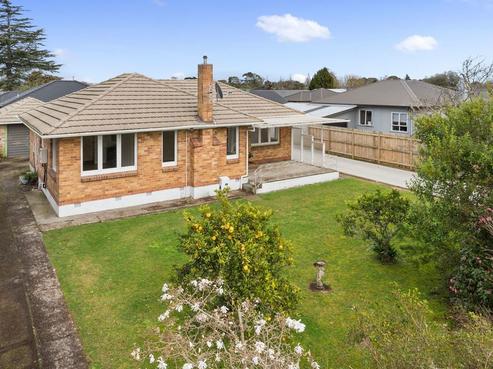 7 Dover Road, Saint Andrews