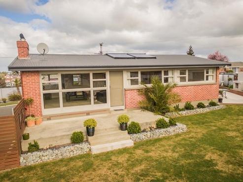 25 Kent Street, Marchwiel
