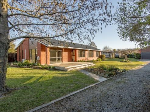 11 Totara Drive, Oxford