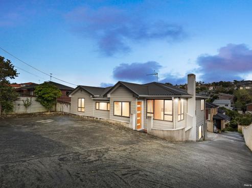 686 Beach Road, Browns Bay