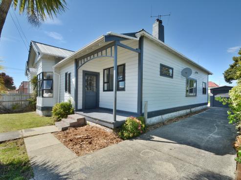 6 Ravelston Street, Saint Kilda
