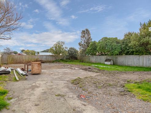 11 Awamutu Grove, Waiwhetu