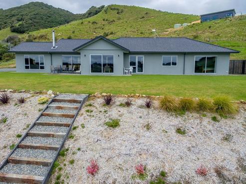 115 South Manakau Road, Manakau