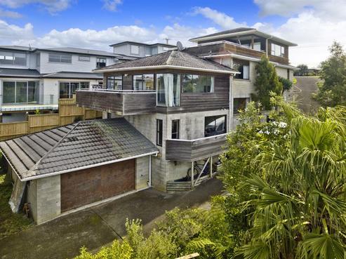 64 Arran Road, Browns Bay