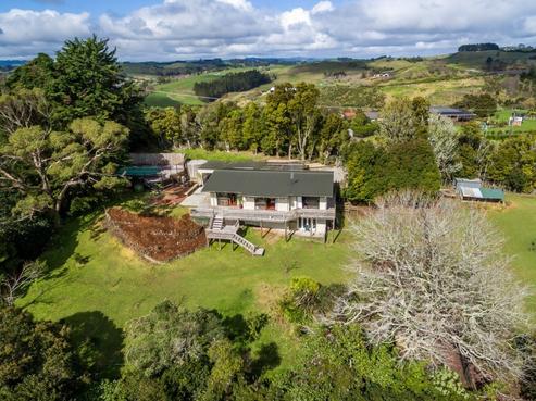49 Sandstone Road, Whitford