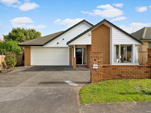 1/57 Whitford Road, Botany Downs