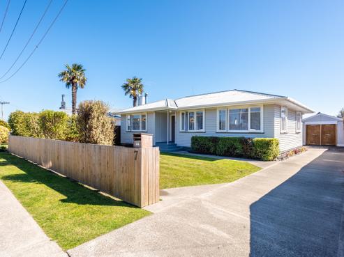 7 Riperata Street, Riverdale