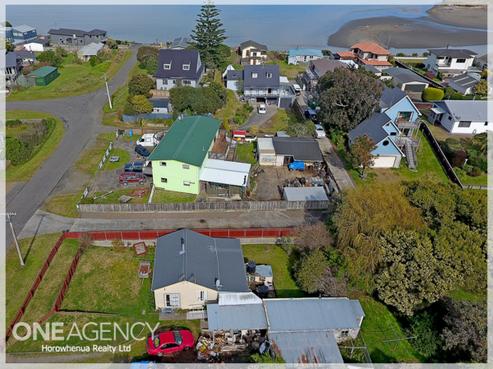 13 Robbie Street, Foxton Beach