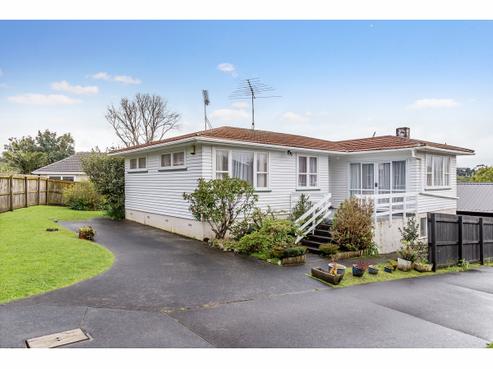 1/13 Arahia Street, Northcote