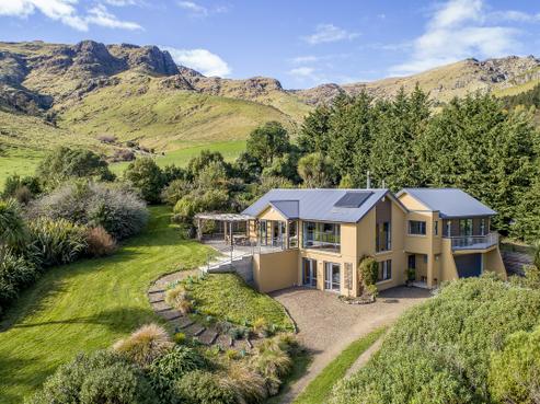 33 Purau Port Levy Road, Purau