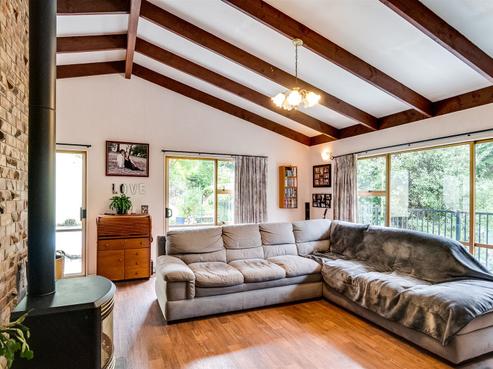 12 Priestley Road, Napier Hill