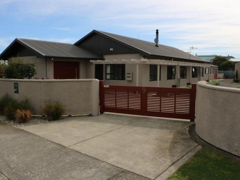 9 Linklater Avenue, Foxton Beach